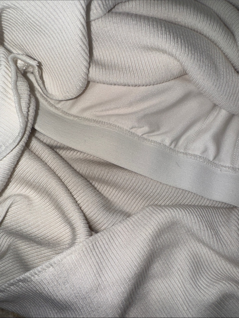 ALO Yoga White Ribbed Ruched Side Tank - Picture 4 of 8